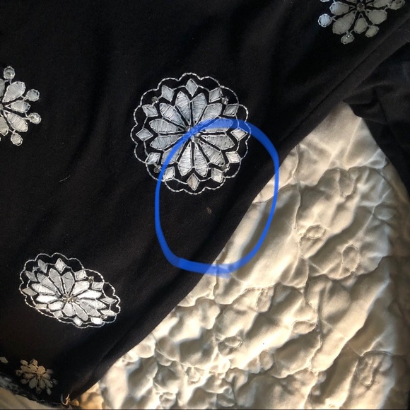 INC INTERNATIONAL CONCEPTS TUNIC TOP EMBROIDERED SIZE SMALL (S) BLACK & SILVER - Picture 11 of 13